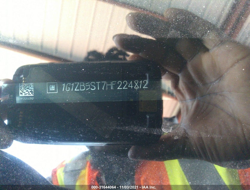 1G1ZB5ST7HF224812