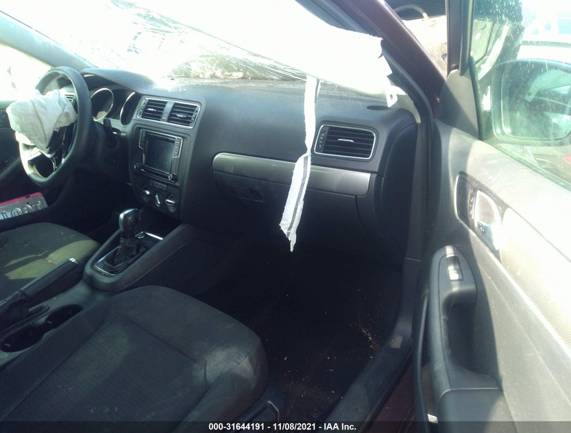3VWD67AJ4GM367925