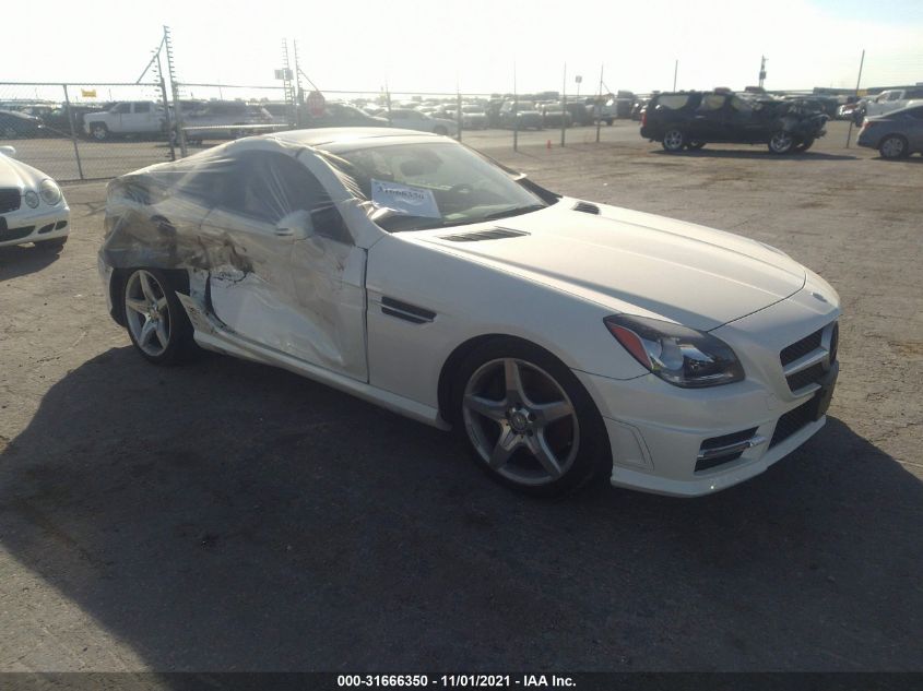 VIN WDDPK5HAXFF099523 2015 Mercedes-Benz SLK-Class,... no.1