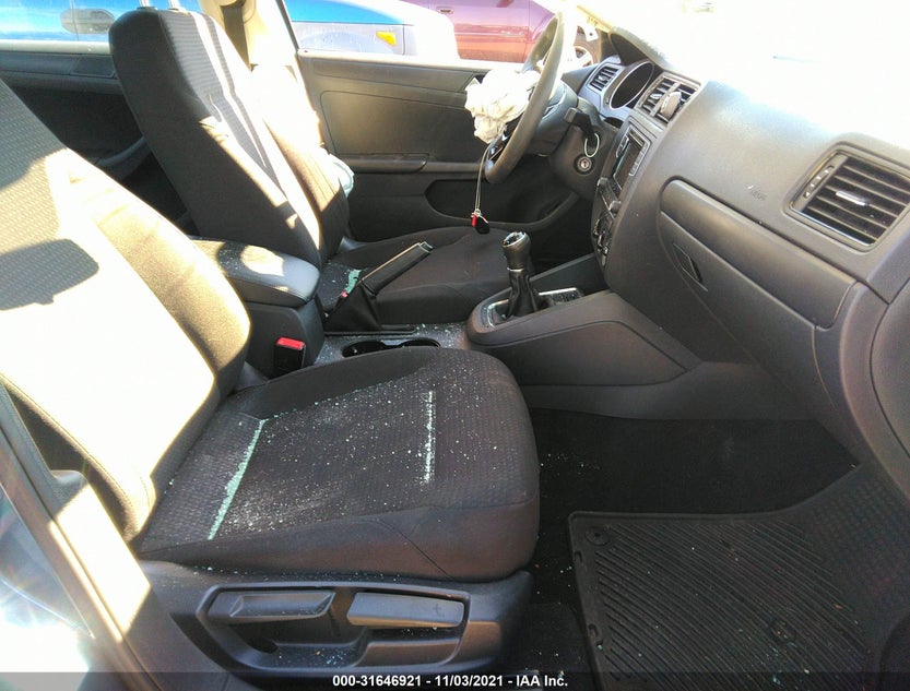 3VW167AJ1GM405226