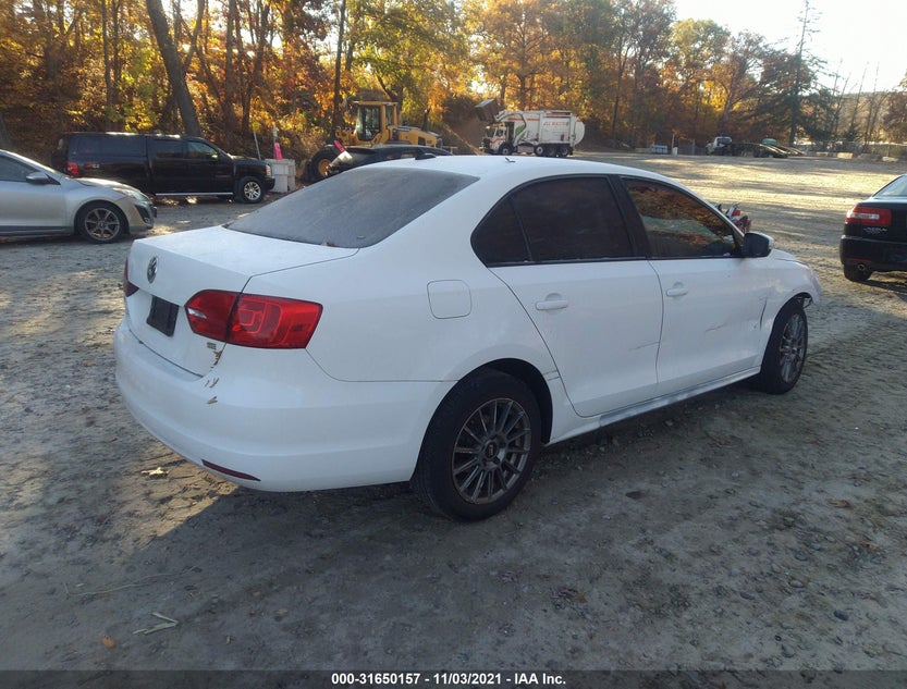 3VWD17AJ1EM379803