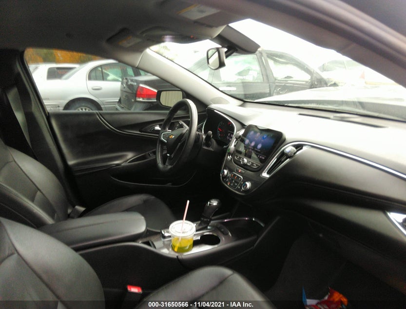1G1ZD5ST9KF208984