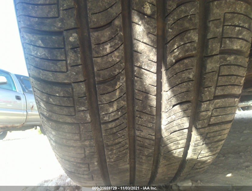 2G1WB5E30C1265376