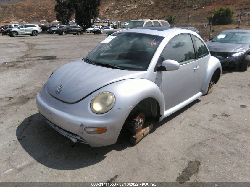 3VWDD21CX2M409906 2002 Volkswagen New Beetle Glx