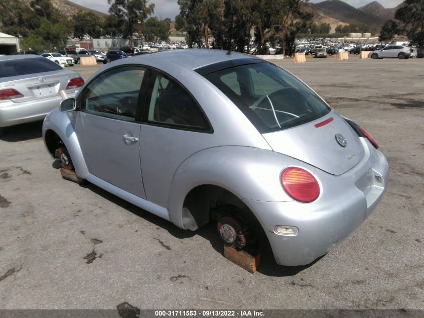 3VWDD21CX2M409906 2002 Volkswagen New Beetle Glx