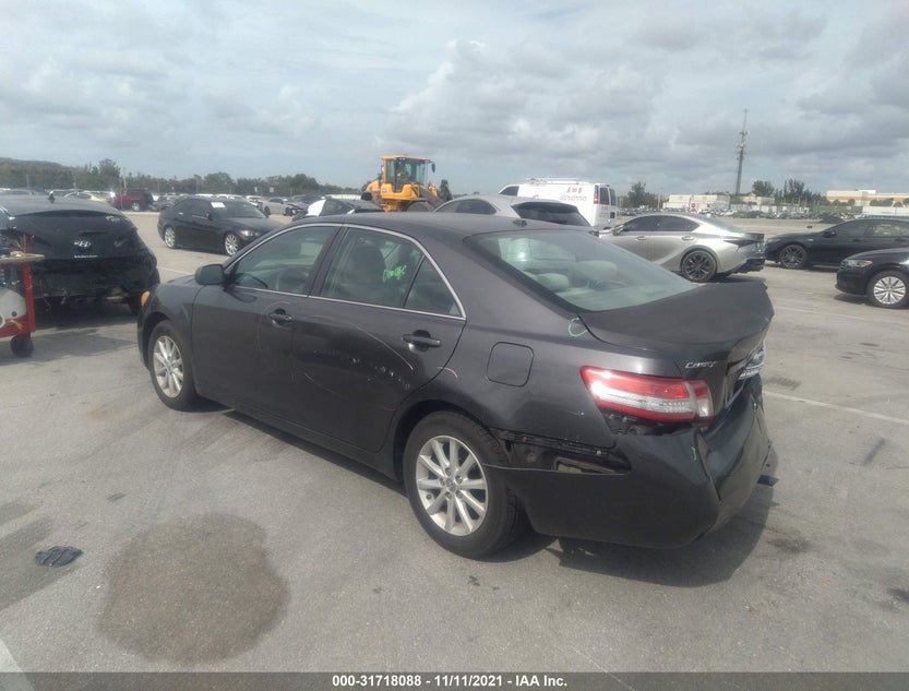 4T1BF3EK8BU201123