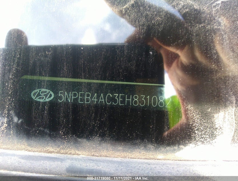5NPEB4AC3EH831082