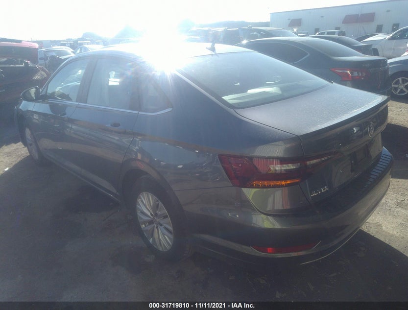 3VWC57BU9KM200699