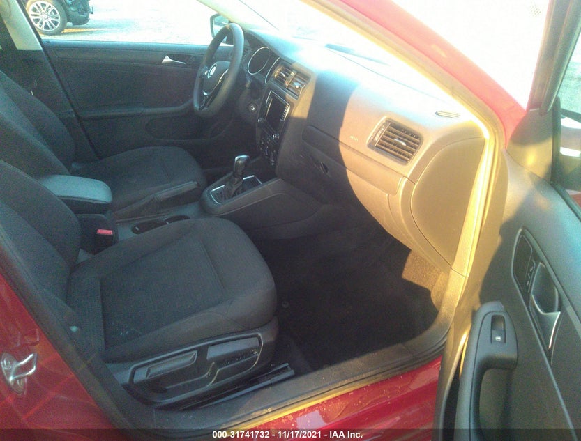 3VW267AJ2GM365257