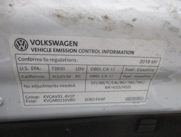 3VWC57BU8KM140110