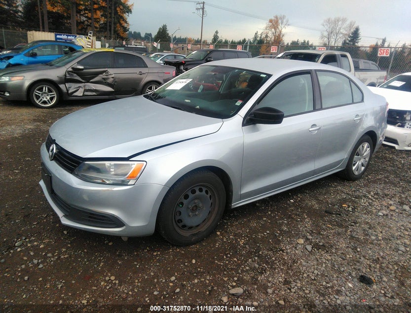 3VW2K7AJ8DM368512