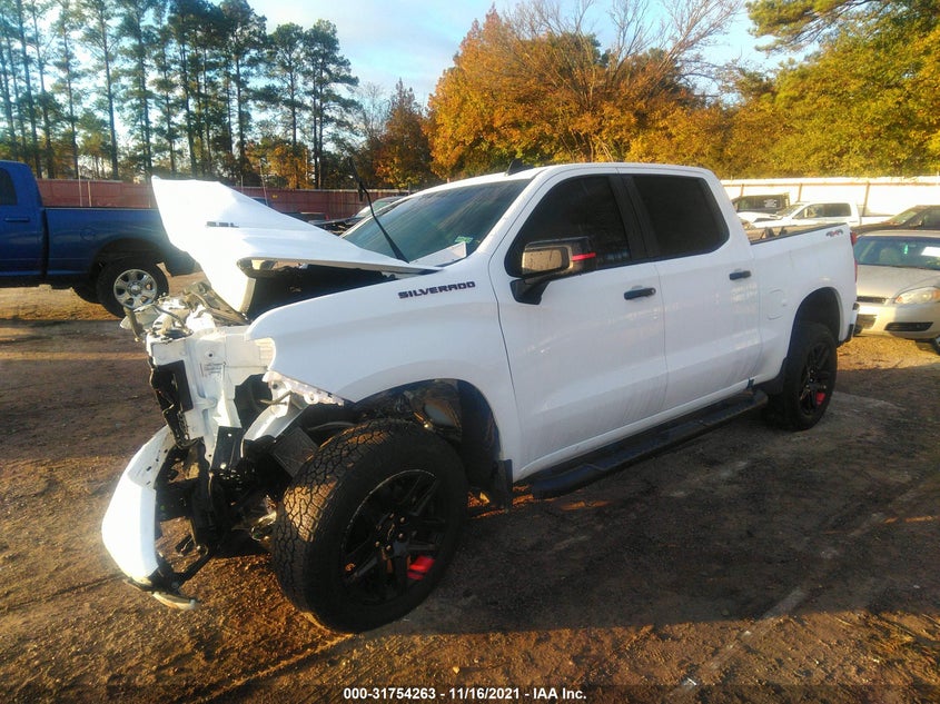 1GCUYEEL2MZ377778 2021 CHEVROLET SILVERADO photo no. 2