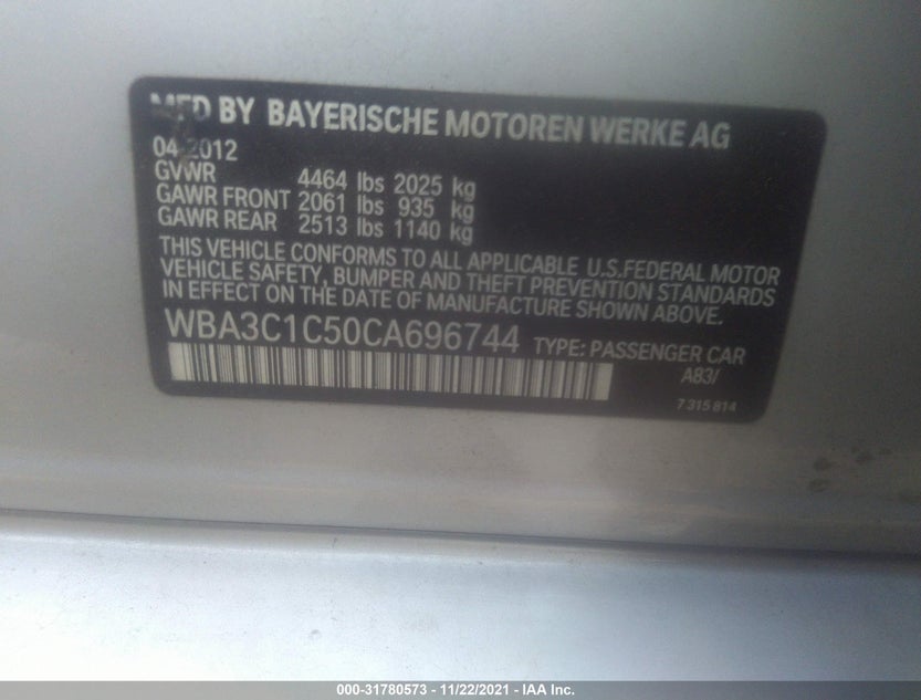 WBA3C1C50CA696744
