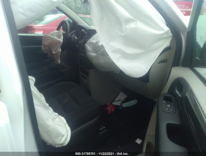 2C4RDGBG0KR808985