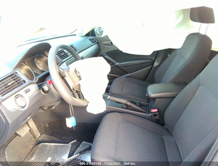 1VWAA7A38JC009805