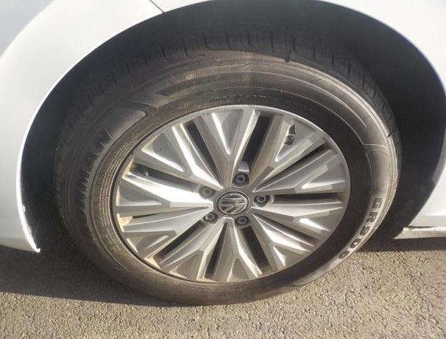 3VWC57BUXKM138407