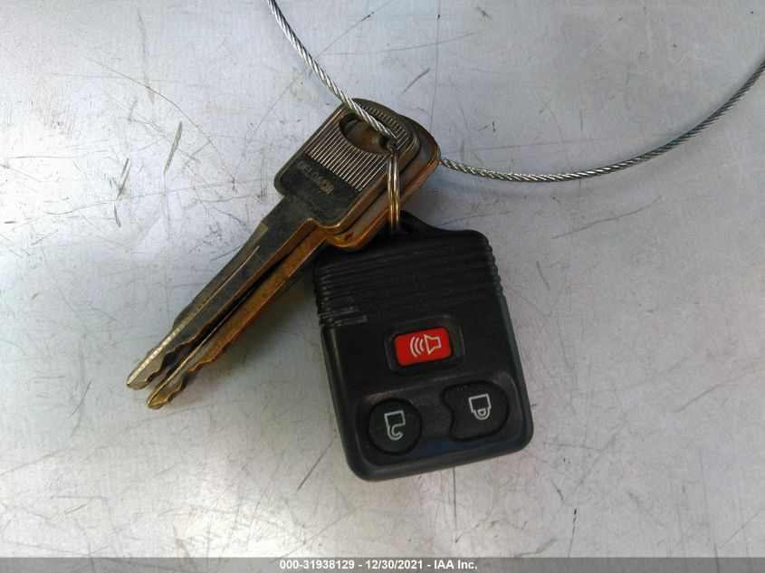 2000 Ford Super Duty F-250 Xlt/Lariat/Xl VIN: 3FTNW20F3YMA38304 Lot: 31938129