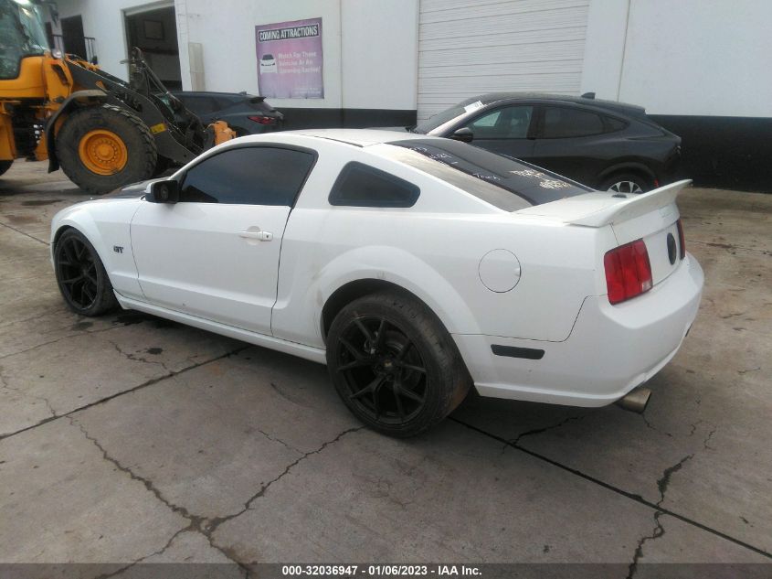 2007 Ford Mustang Gt Deluxe/Gt Premium VIN: 1ZVHT82H275292420 Lot: 32036947