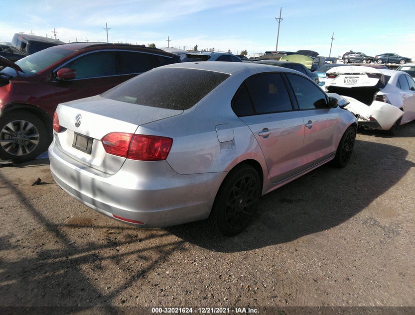 3VW2K7AJ4DM290469