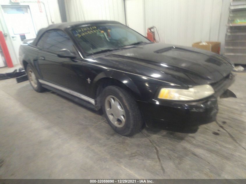 1FAFP4446YF135430 2000 Ford Mustang