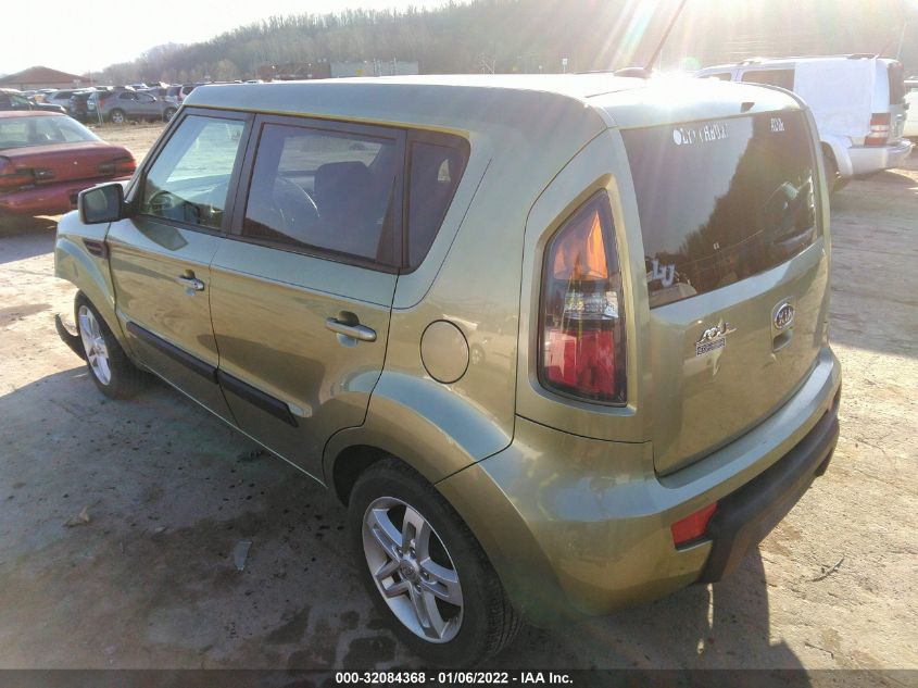 2011 Kia Soul + VIN: KNDJT2A2XB7251142 Lot: 32084368