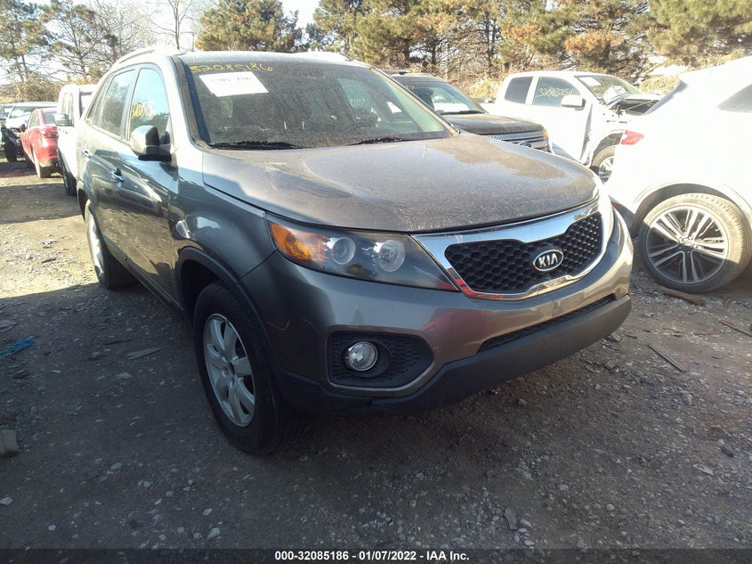 2012 KIA SORENTO VIN: 5XYKT4A68CG197394