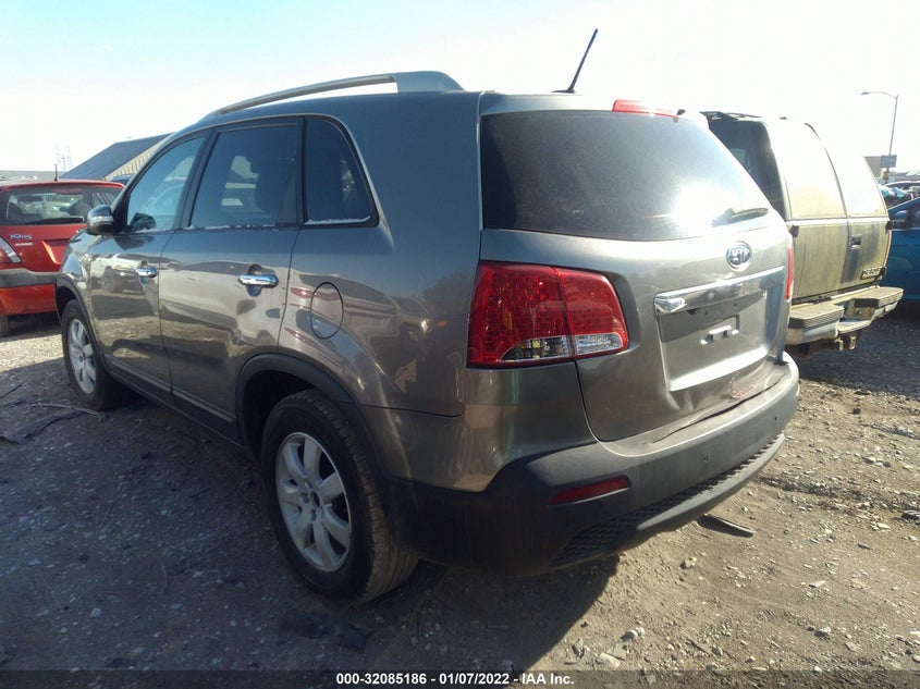 2012 KIA SORENTO VIN: 5XYKT4A68CG197394