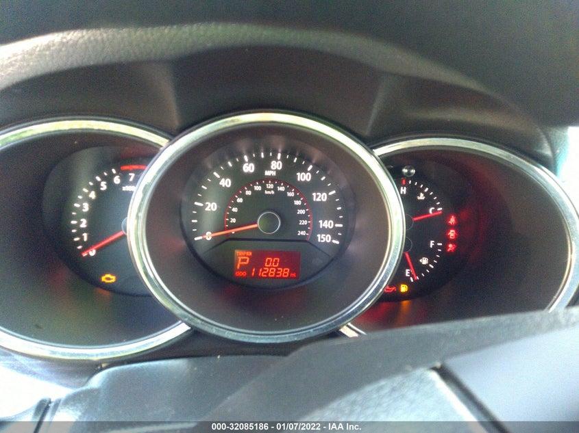 2012 KIA SORENTO VIN: 5XYKT4A68CG197394