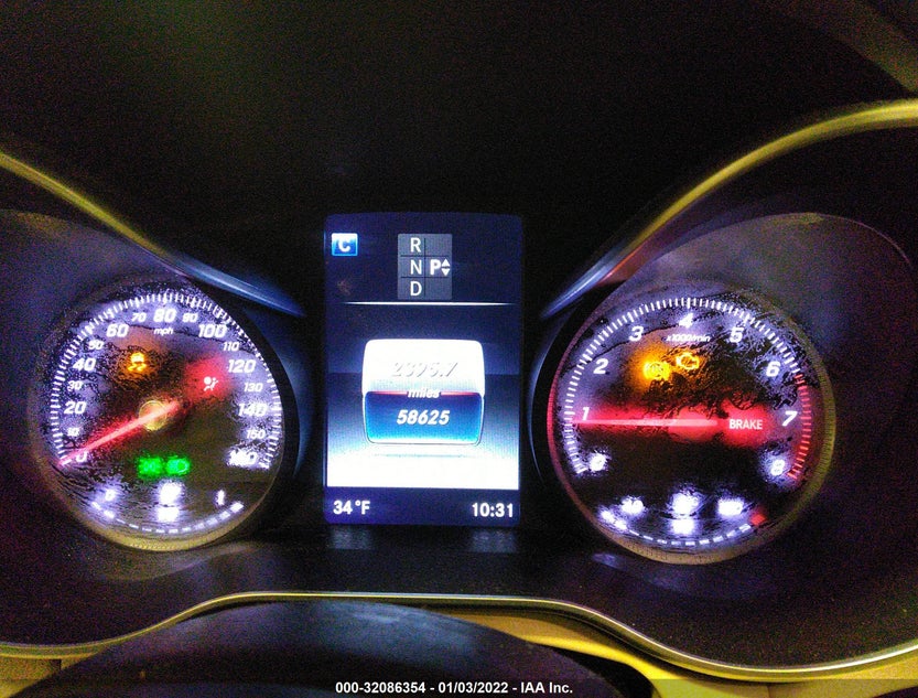 55SWF4KB8GU120637