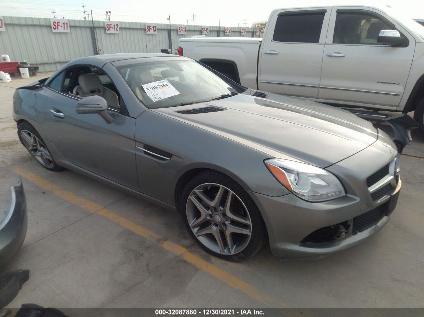 VIN WDDPK4HA4FF096370 2015 Mercedes-Benz SLK-Class,... no.1