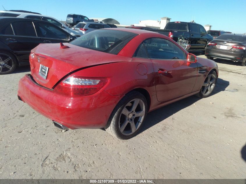 VIN WDDPK4HA9DF062082 2013 Mercedes-Benz SLK-Class,... no.4