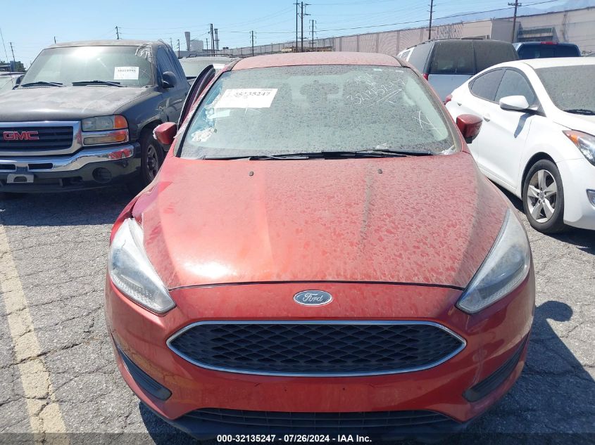 2018 Ford Focus Se VIN: 1FADP3F21JL252420 Lot: 32135247