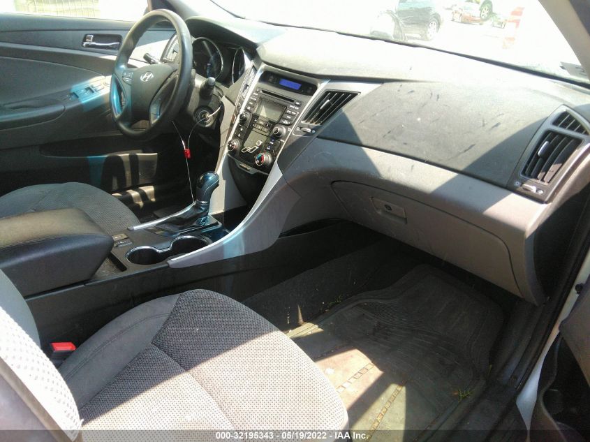 5NPEB4AC4DH808067 2013 Hyundai Sonata Gls