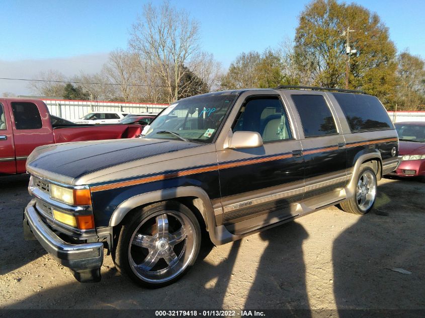 1999 Chevrolet Suburban 1500 VIN: 1GBEC16R7XJ365101 Lot: 32179418