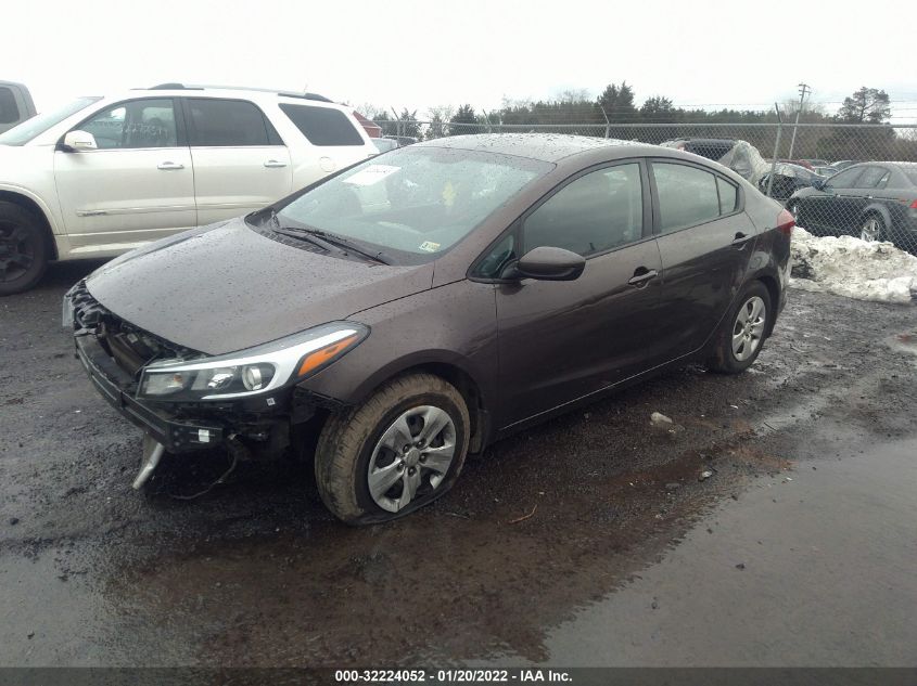 3KPFK4A75HE131113 2017 Kia Forte Lx