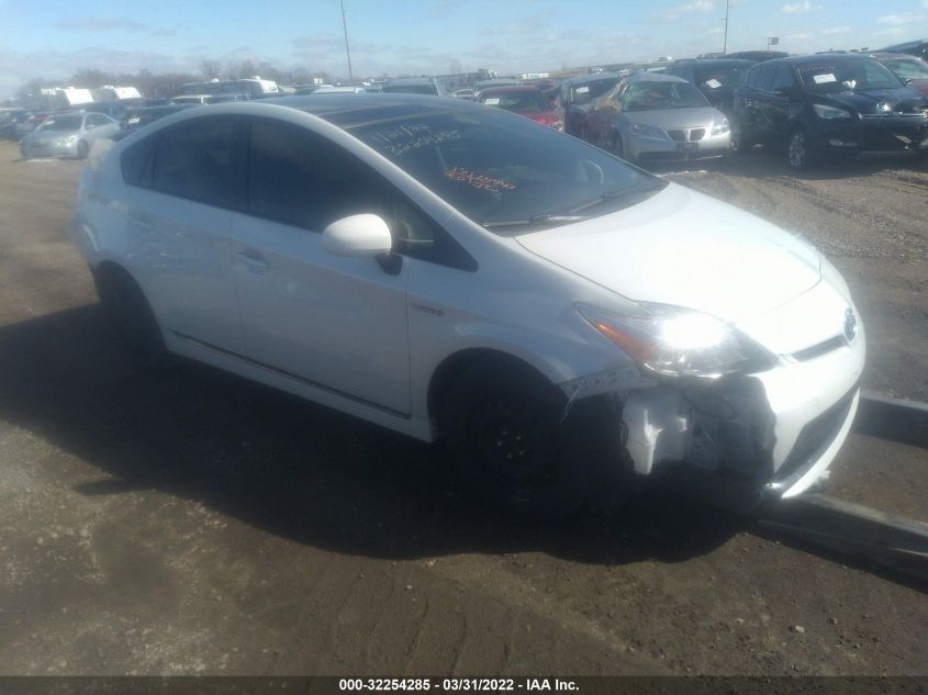 JTDKN3DU5F0397013 2015 Toyota Prius Four