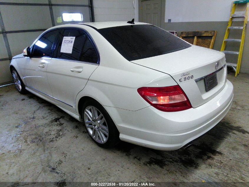 2009 Mercedes-Benz C 300 Sport 4Matic/Luxury 4Matic VIN: WDDGF81X89F201555 Lot: 32272538