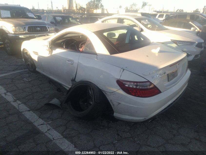 VIN WDDPK4HA9DF060011 2013 Mercedes-Benz SLK-Class,... no.3