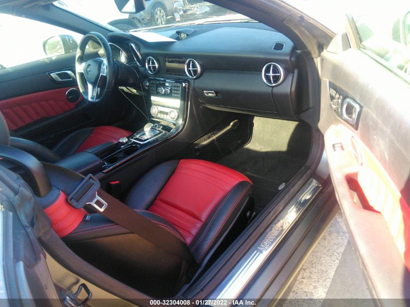 VIN WDDPK3JA0GF120024 2016 Mercedes-Benz SLK-Class,... no.5