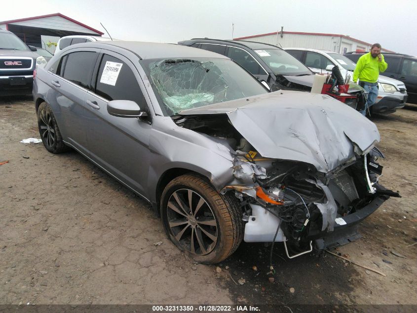 2014 Chrysler 200 Touring VIN: 1C3CCBBB2EN120265 Lot: 32313350