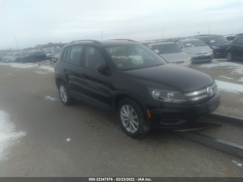 WVGBV7AXXJK003696 2018 Volkswagen Tiguan Limited