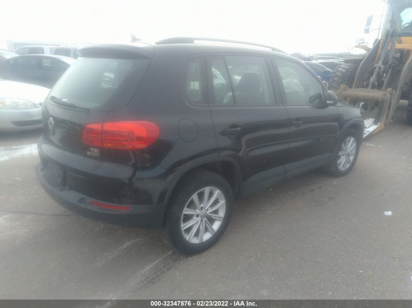 WVGBV7AXXJK003696 2018 Volkswagen Tiguan Limited