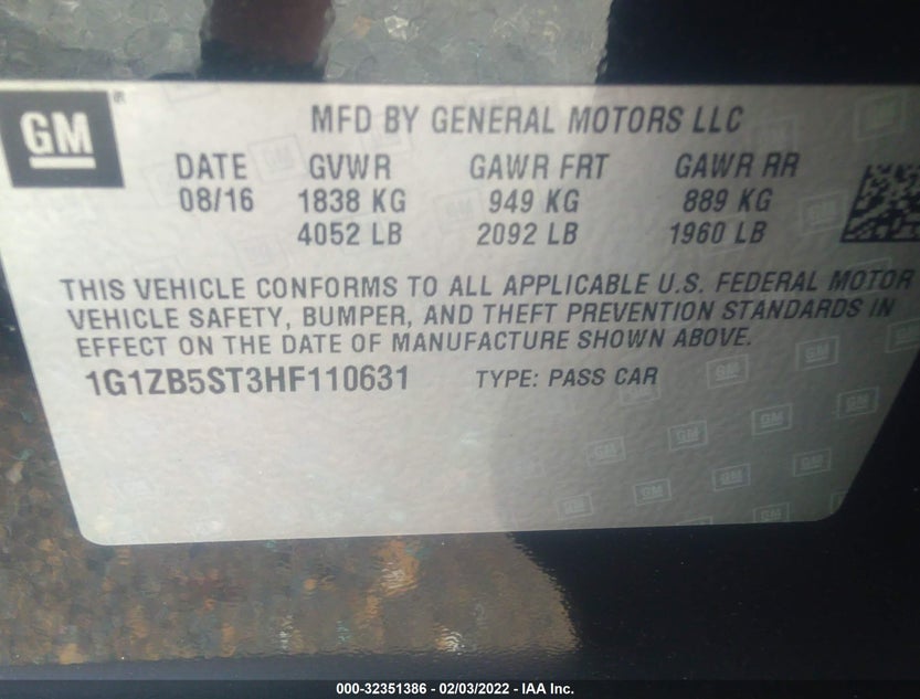 1G1ZB5ST3HF110631