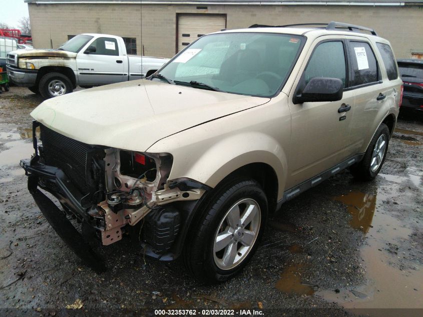 2012 Ford Escape Xlt VIN: 1FMCU9D77CKC35142 Lot: 32353762