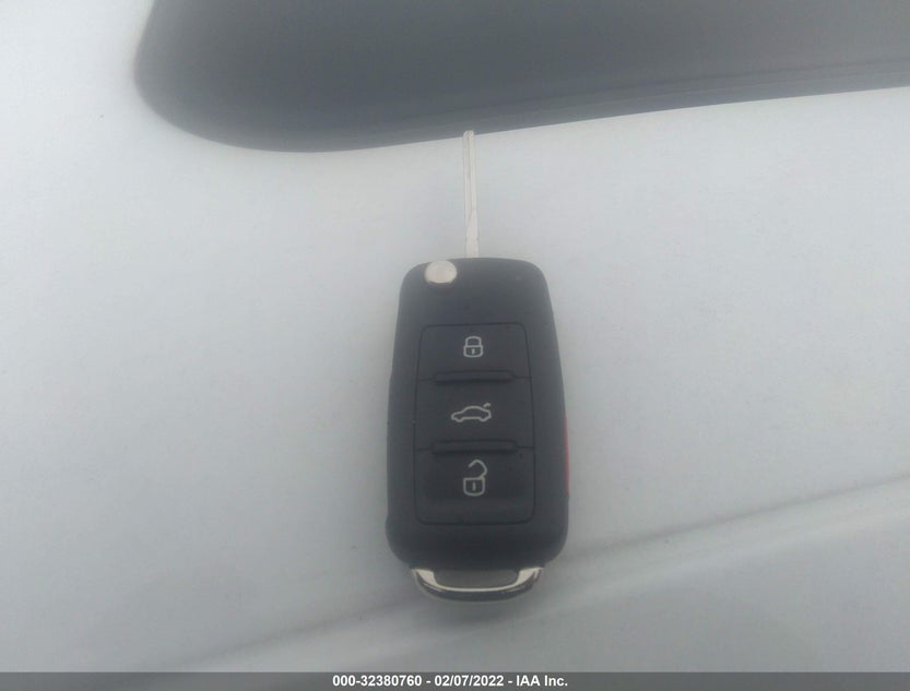 3VWLA7AJ1FM403045