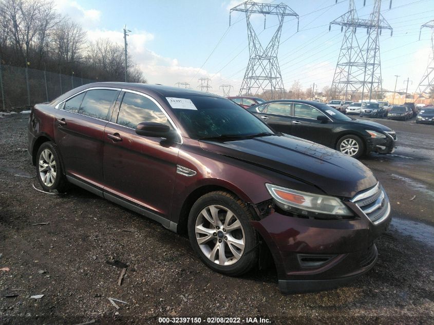 2010 Ford Taurus Sel VIN: 1FAHP2HW8AG135647 Lot: 40687874