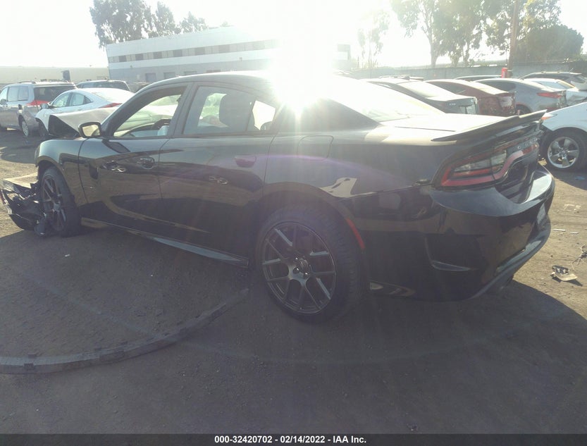 2C3CDXCT8JH188235