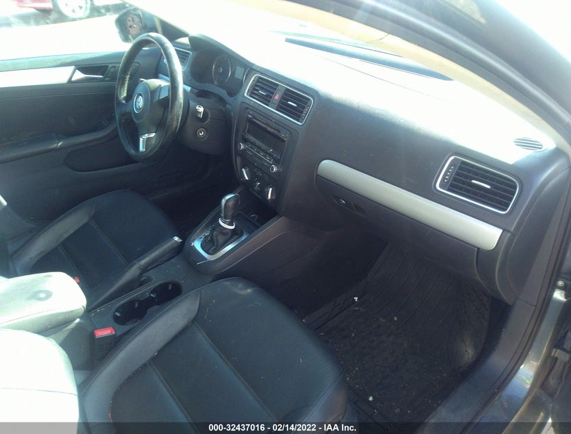 3VWDP7AJ1DM291055