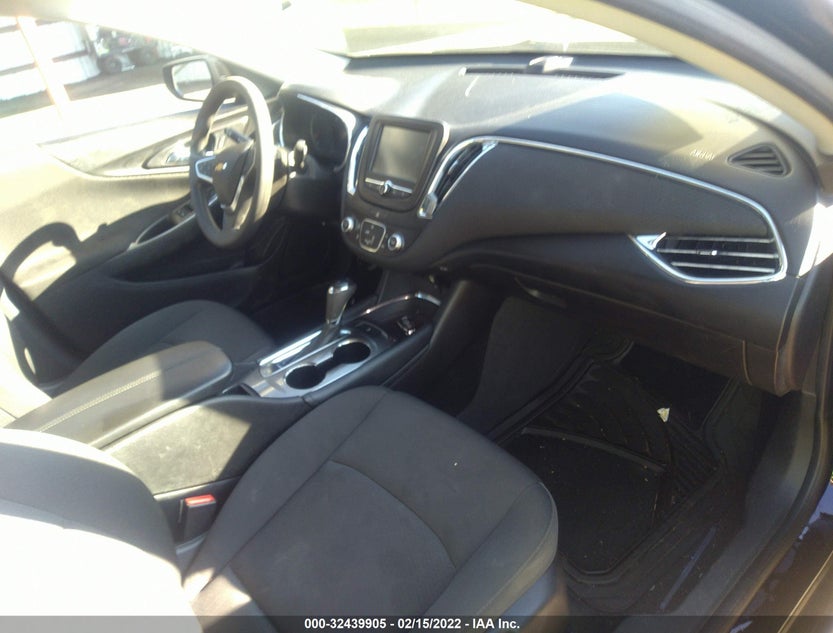 1G1ZD5ST8JF147500