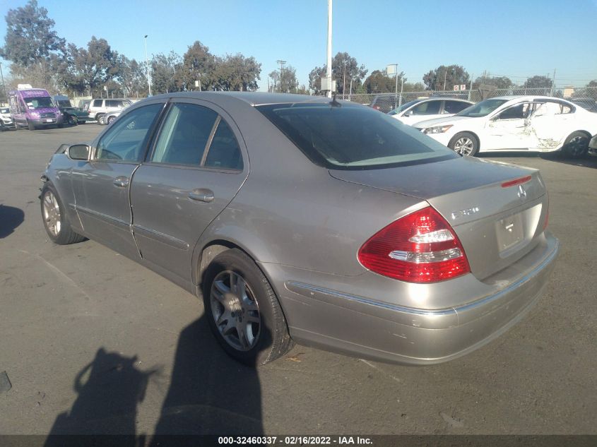 WDBUF65J85A670402 2005 Mercedes-Benz E 320